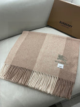 China Replica Burberry Scarf 54usd Only